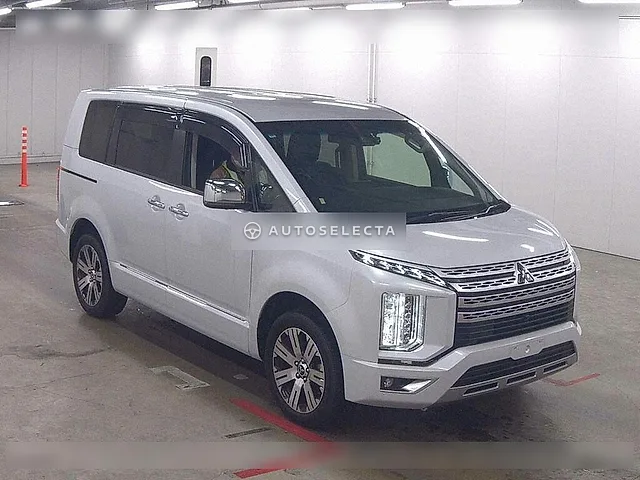 Mitsubishi Delica D:5 2024, auction grade 4.5