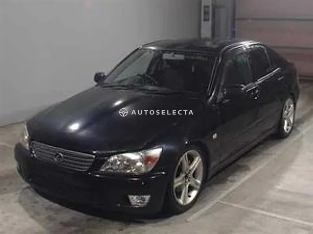 Toyota Altezza 2001, auction grade R