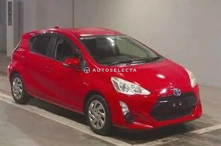 Toyota Aqua 2015, photo 1 of 1