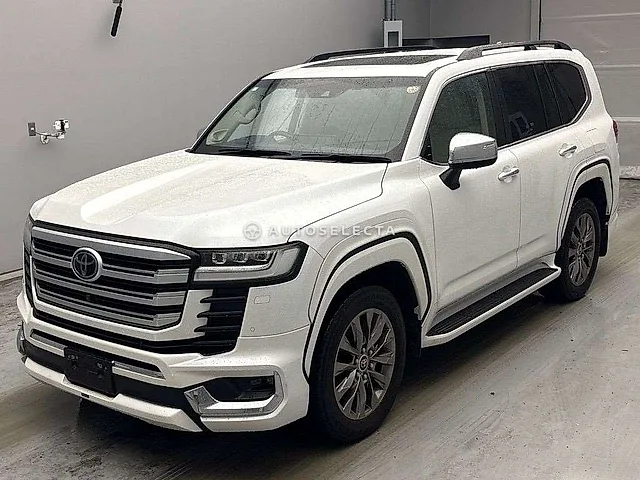 Toyota Land Cruiser 2023, auction grade 4