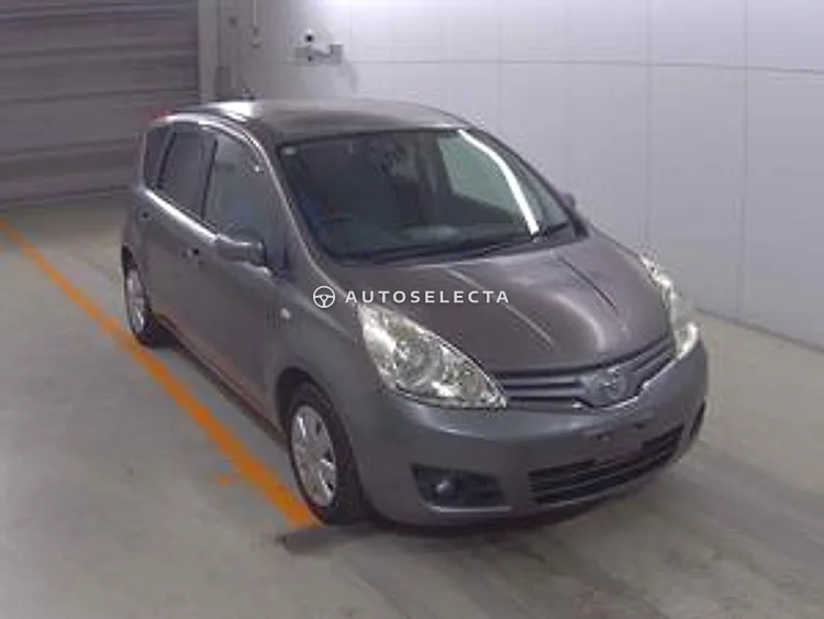 Nissan Note 2011, photo 1 of 1
