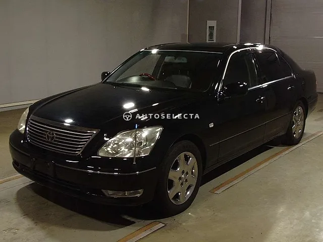 Toyota Celsior 2004, auction grade 3.5