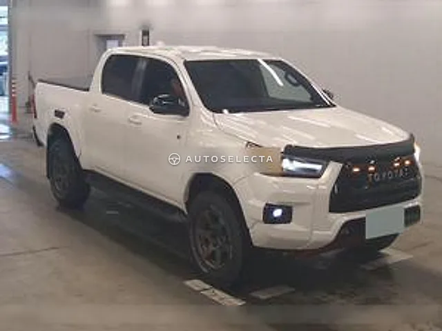 Toyota Hilux GR Sport 2023, auction grade 4.5
