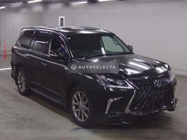 Lexus LX 2017, auction grade 4.5