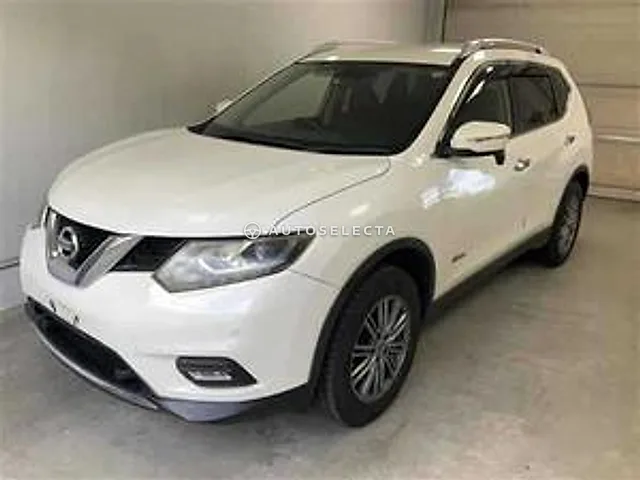 Nissan X-Trail 2016, auction grade RA