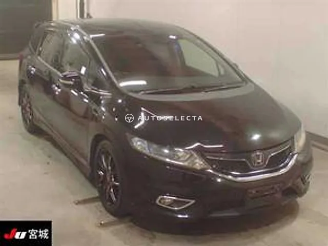 Honda Jade 2015, auction grade 4
