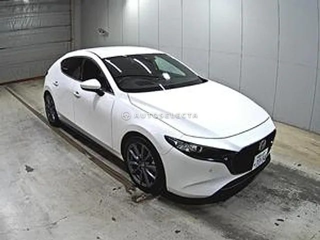 Mazda MAZDA3 Fastback 2021, auction grade 4
