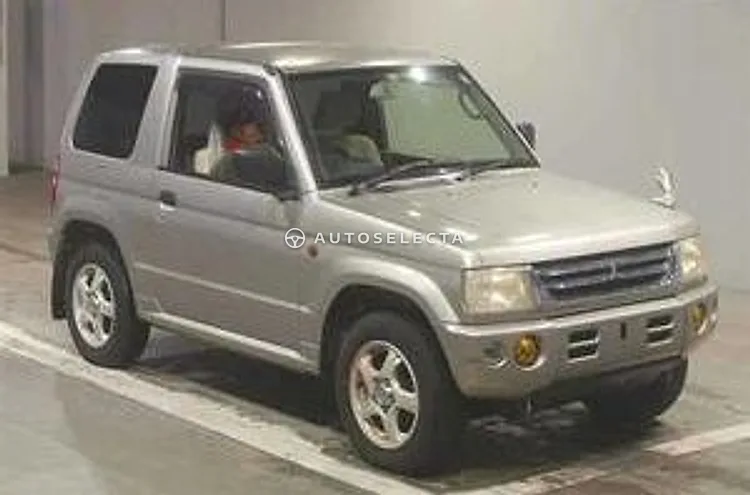 Mitsubishi Pajero Mini 2004, photo 1 of 1
