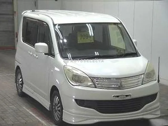 Mitsubishi Delica D:2 2011, auction grade 3.5