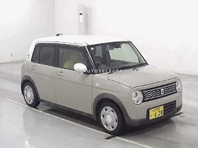 Suzuki Alto Lapin 2019, auction grade R
