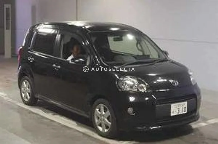 Toyota Porte 2012, photo 1 of 1