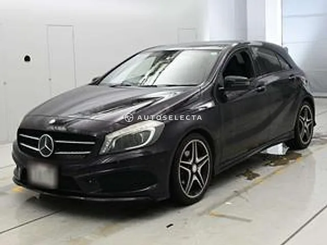Mercedes-Benz A-Class 2013, auction grade 3.5