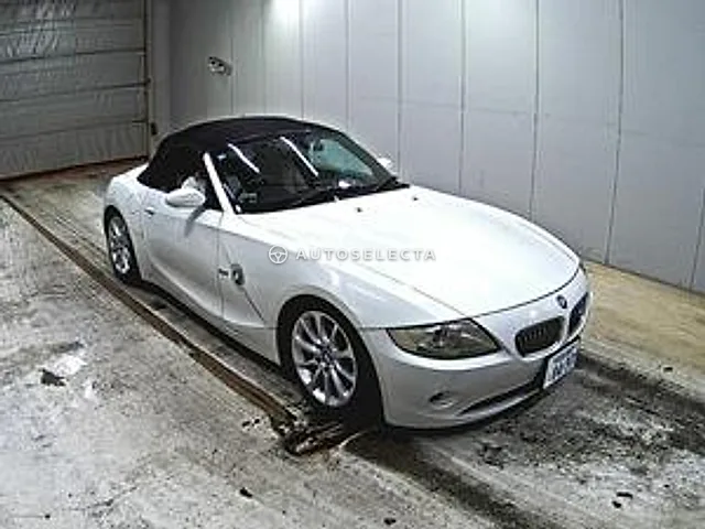 BMW Z4 2003, auction grade 4