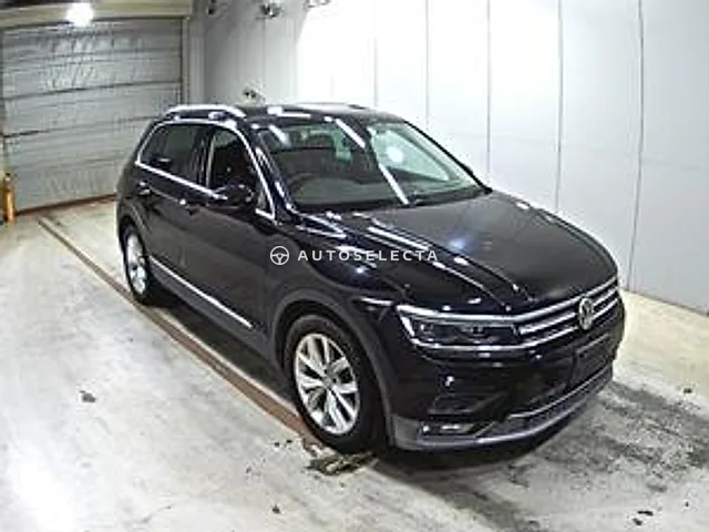 Volkswagen Tiguan 2017, auction grade 4