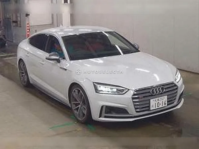 Audi S5 Sportback 2018, auction grade 4.5