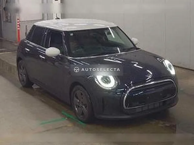 MINI 2021, auction grade 5
