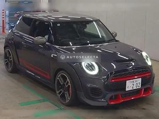MINI 2020, auction grade 4