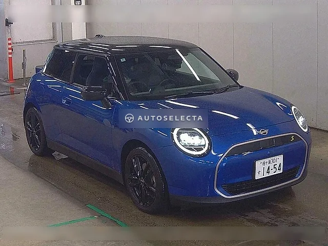 MINI 2024, auction grade 4.5