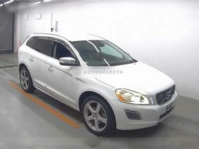 Volvo XC60 2012, auction grade 4