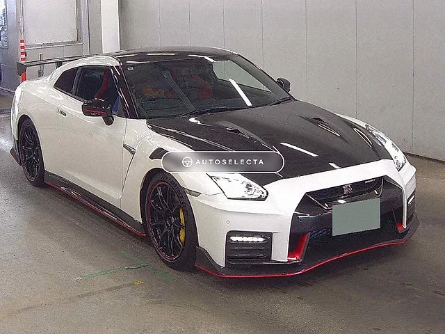Nissan GT-R Nismo 2022, auction grade 5