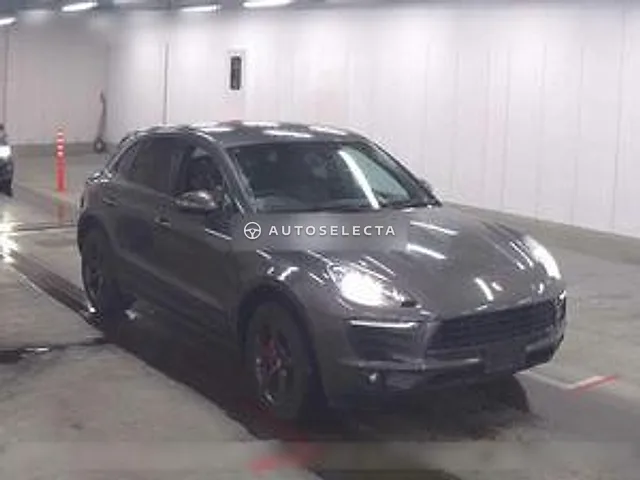 Porsche Macan 2015, auction grade 4