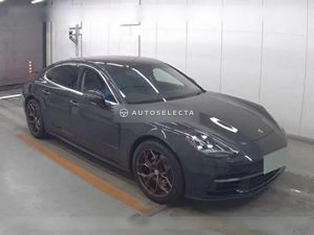 Porsche Panamera 2017, auction grade 4.5