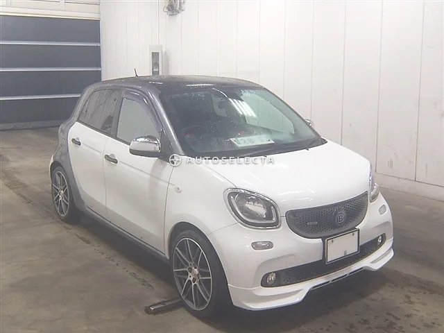 Smart Fourfour 2018, auction grade 4.5