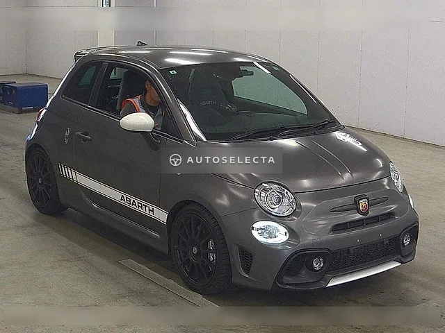 Abarth 595 2019, auction grade 4