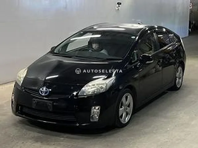 Toyota Prius 2011, auction grade 3.5