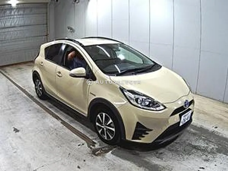 Toyota Aqua 2018, photo 1 of 1