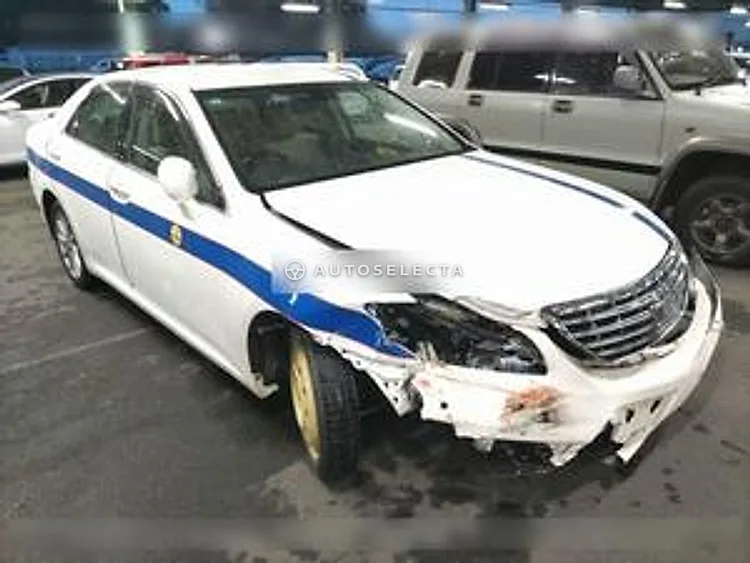 Toyota Crown 2008, photo 1 of 1