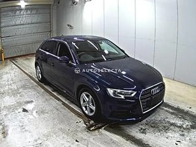 Audi A3 2017, auction grade 4