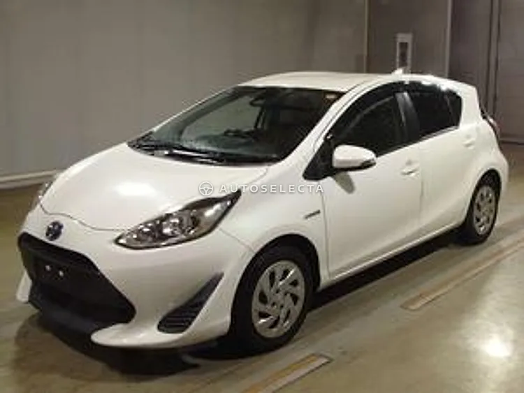 Toyota Aqua 2017, photo 1 of 1