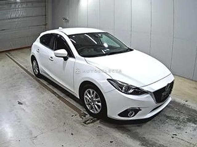 Mazda Axela Sport 2015, auction grade 4