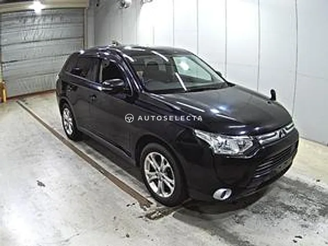 Mitsubishi Outlander 2013, auction grade 3.5