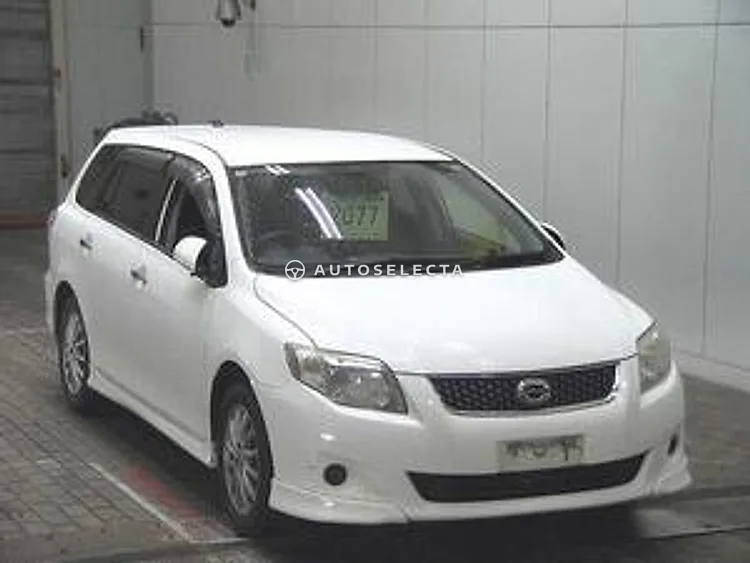 Toyota Corolla Fielder 2012, photo 1 of 1