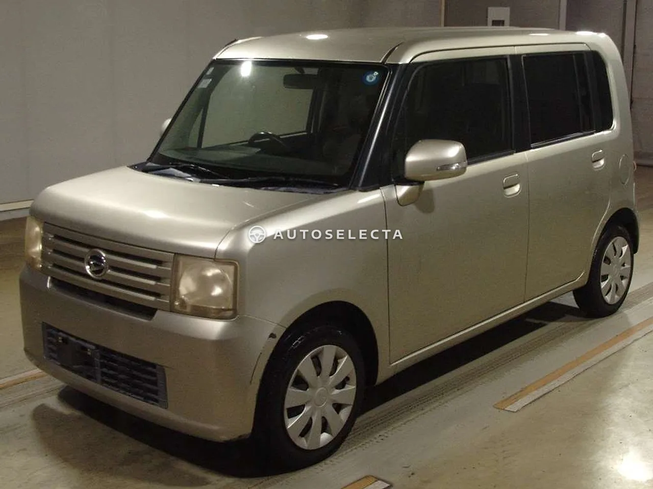 Daihatsu Move Conte 2010, photo 1 of 1