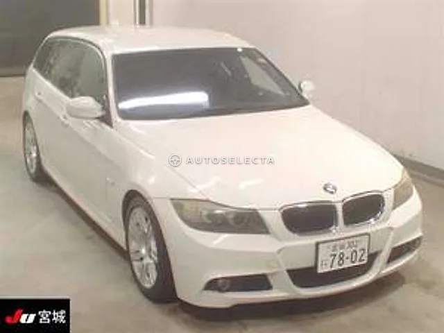 BMW 3 Series 2010, auction grade 4