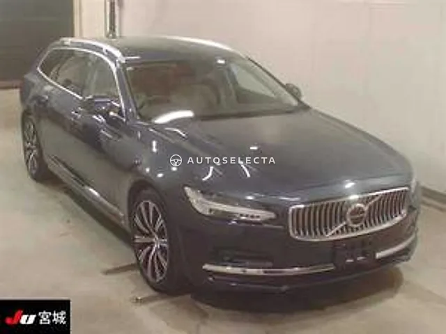 Volvo V90 2021, auction grade 4.5