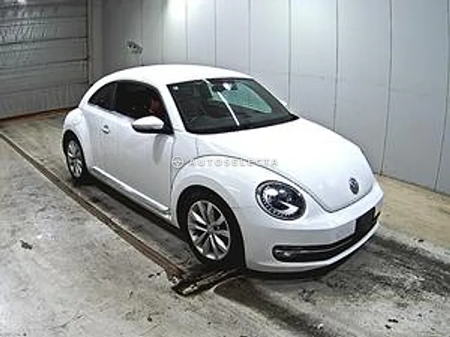 Volkswagen The Beetle 2012, auction grade 4