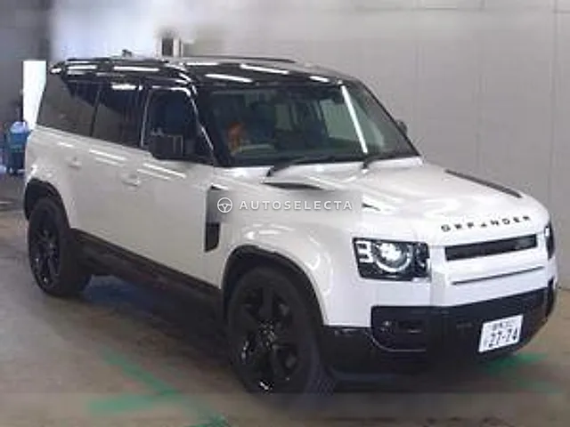 Land Rover Defender 2022, auction grade 5