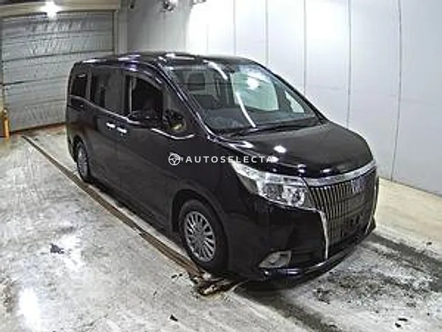 Toyota Esquire 2015, auction grade R