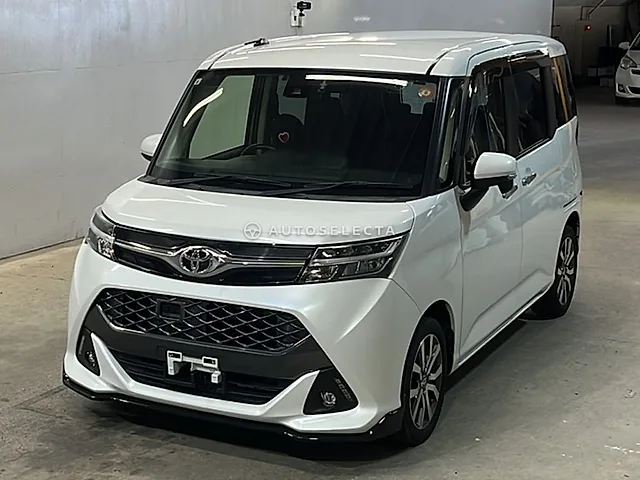 Toyota Tank 2017, auction grade R