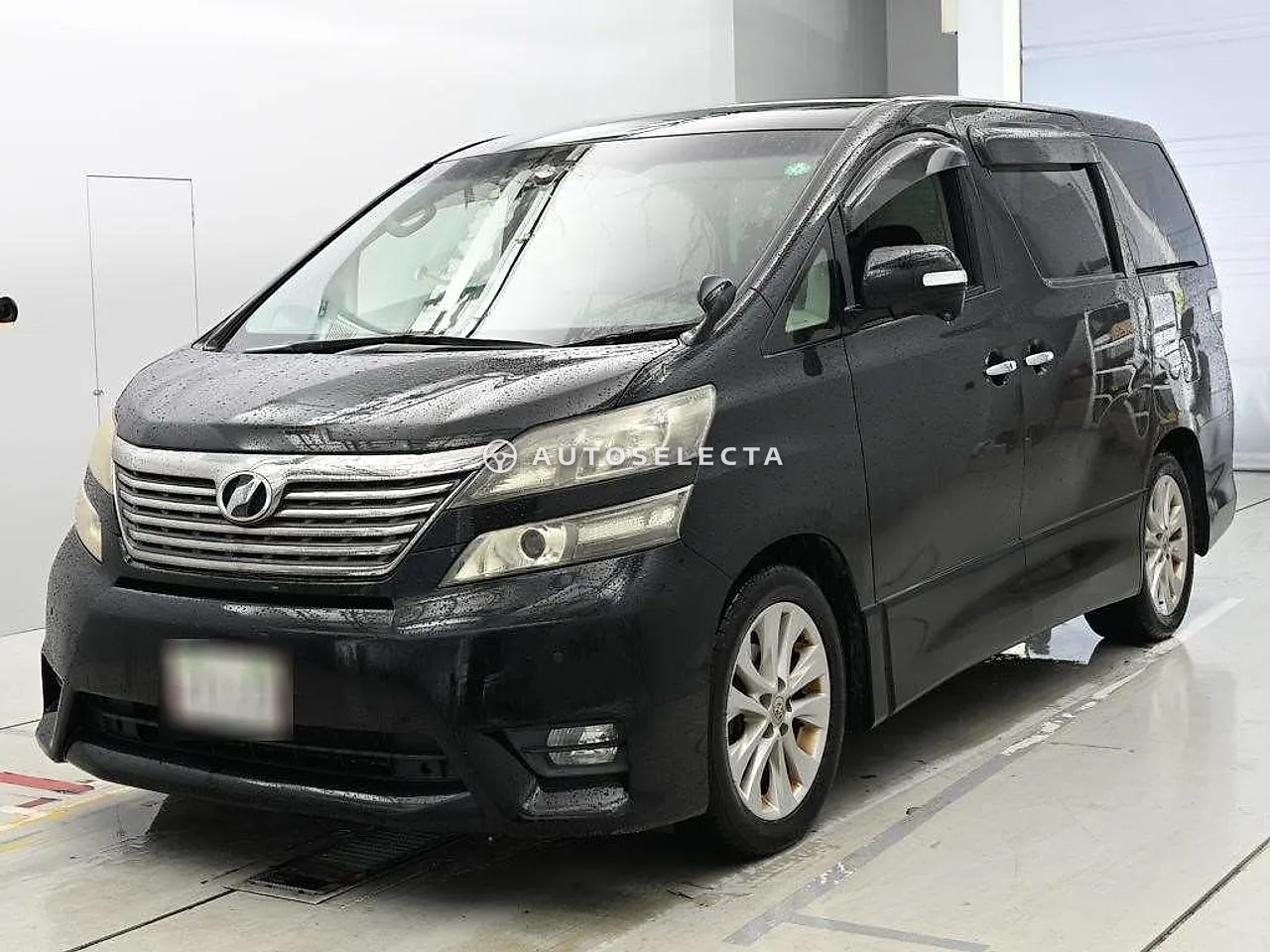 Toyota Vellfire 2009, photo 1 of 11