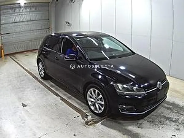 Volkswagen Golf 2013, auction grade 4
