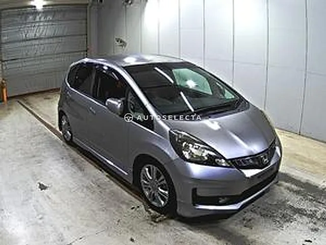 Honda Fit 2011, auction grade 3.5