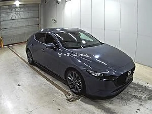 Mazda MAZDA3 Fastback 2019, auction grade 4