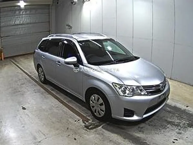 Toyota Corolla Fielder 2014, auction grade R