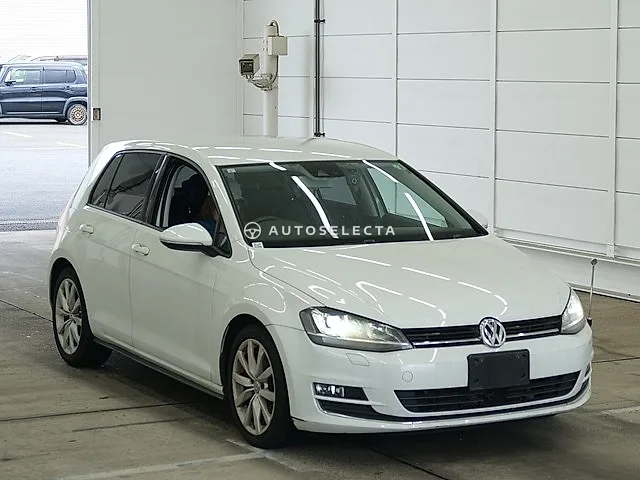 Volkswagen Golf 2013, auction grade 3.5