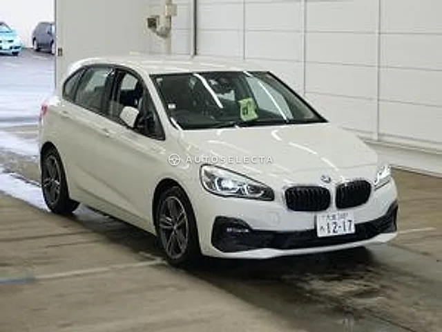 BMW 2 Series 2018, auction grade 4